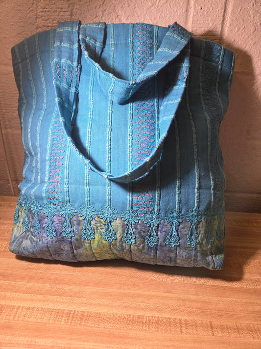 Tote oversized