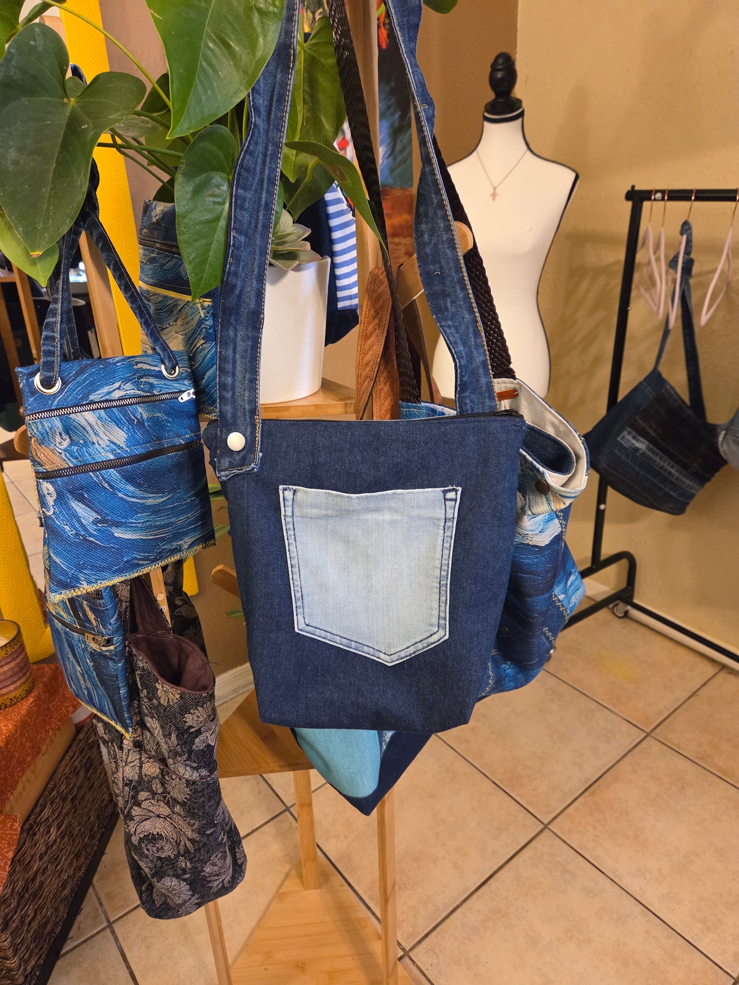 Over the shoulder bag, small