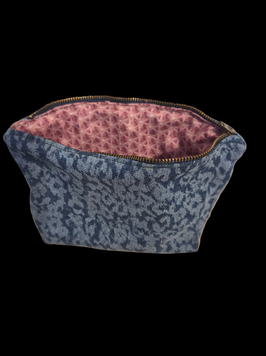 Pouch-zipper