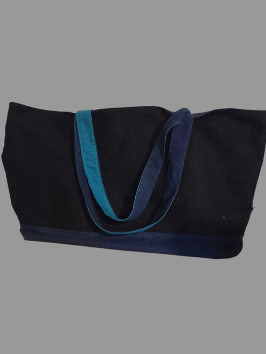 Tote oversized
